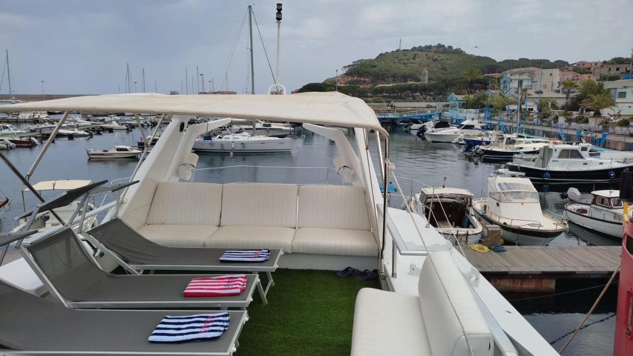 Boat & Breakfast Lucretia, Luxury Yacht Hotel Àrbatax Exterior foto
